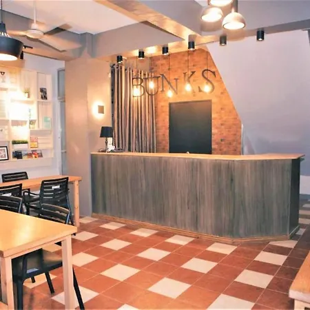 Bunks Hostel (Adults Only)