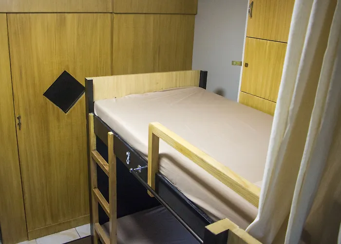 Hostel Bunks