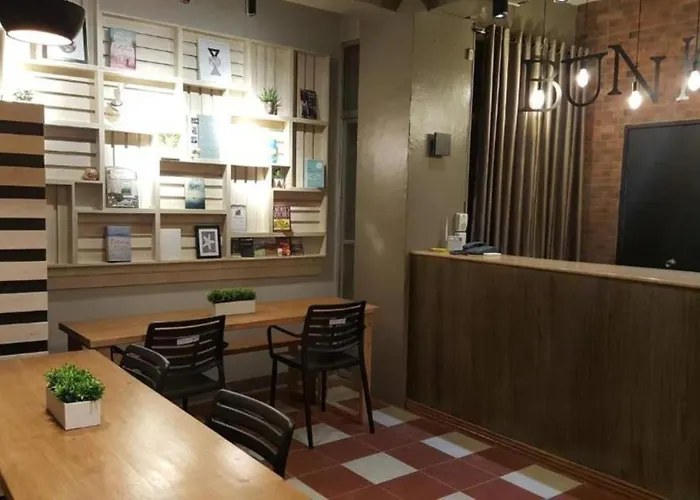 Bunks Hostel Cebu Stadt